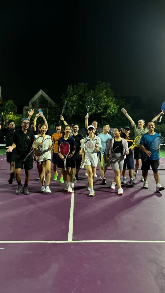 Tennisaurus media 3