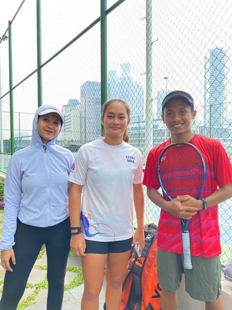 FUNZ Tennis Club media 1
