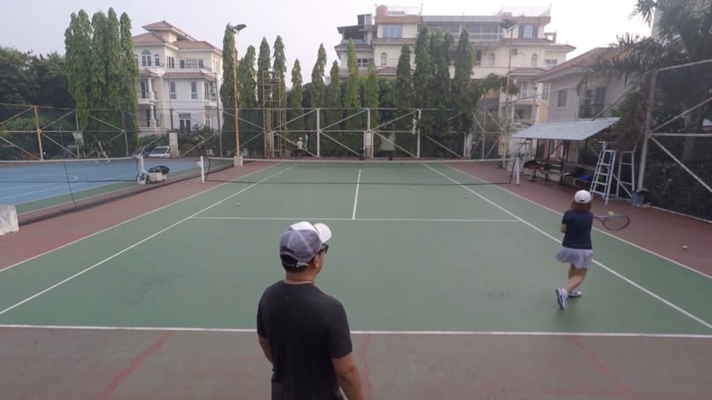 Ngikut Tenis media 5