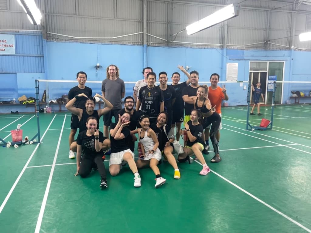 D2 🏸 (Locals & Expats) media 3