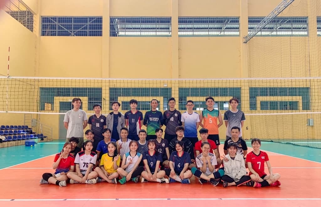 CLB BÓNG CHUYỀN PTIT.HCM media 1