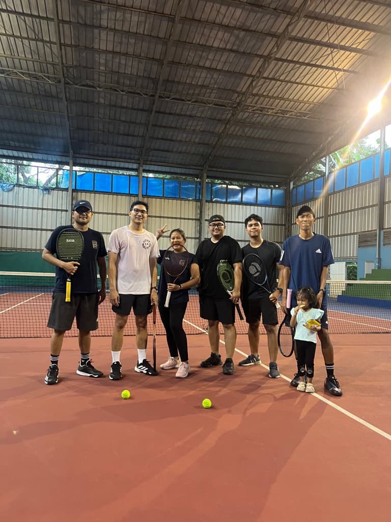 Sesukamu Tenis media 6