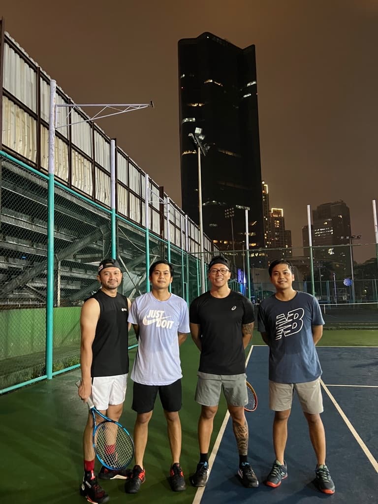 Doubleyoutennis media 4