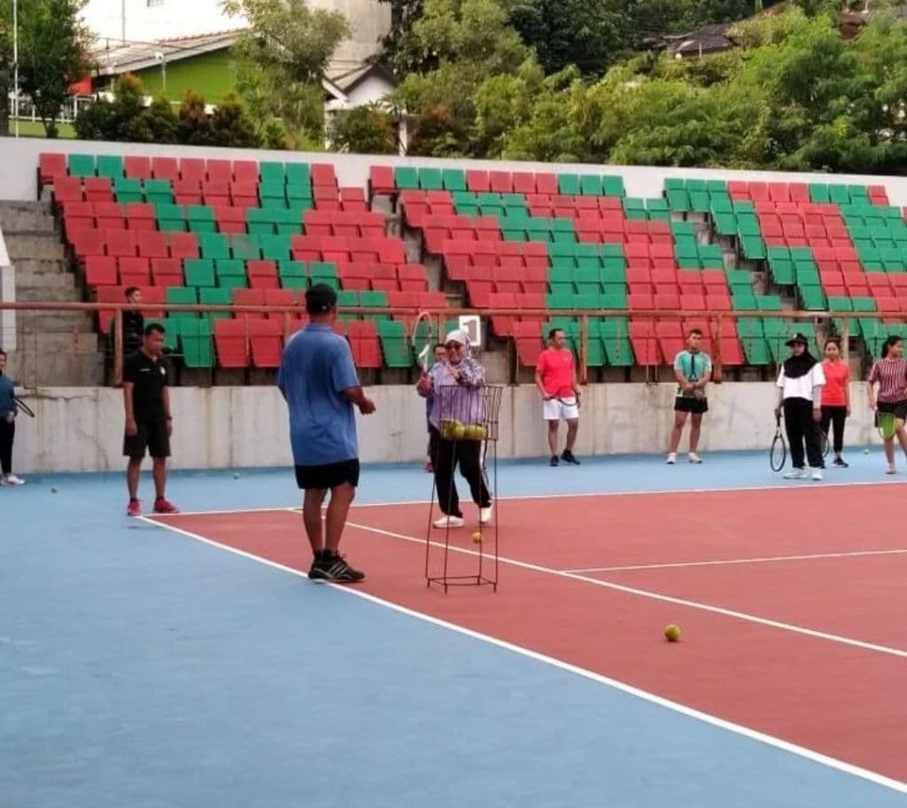 DTP - Diklat Tennis Pandanaran media 4