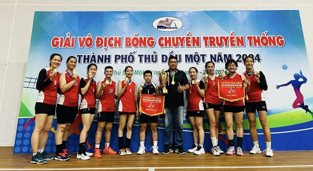 Sân BC Cung Văn Hoá Lao Động - Lịch cố định 357 media 3