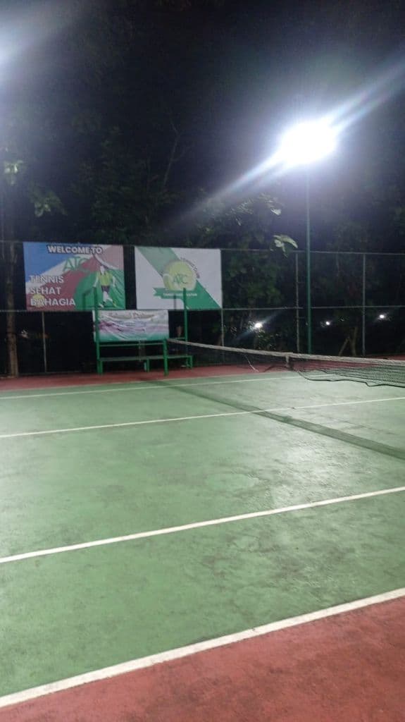 Ampur Tennis Club media 1