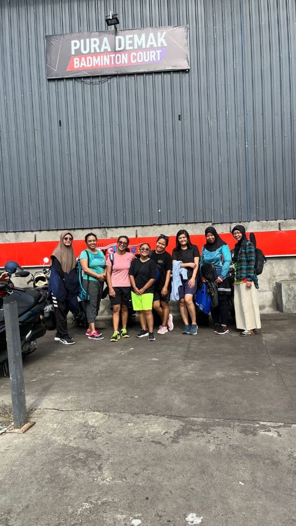 GIRLS SQUAD BALI BADMINTON media 5