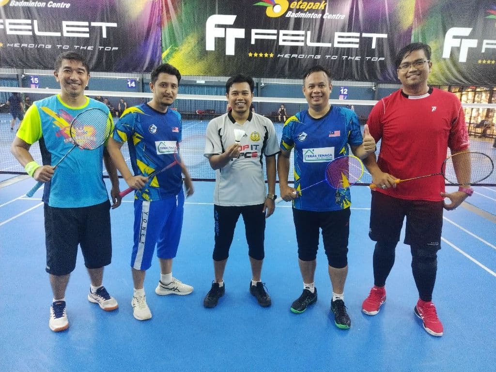 C16 Badminton Club media 2