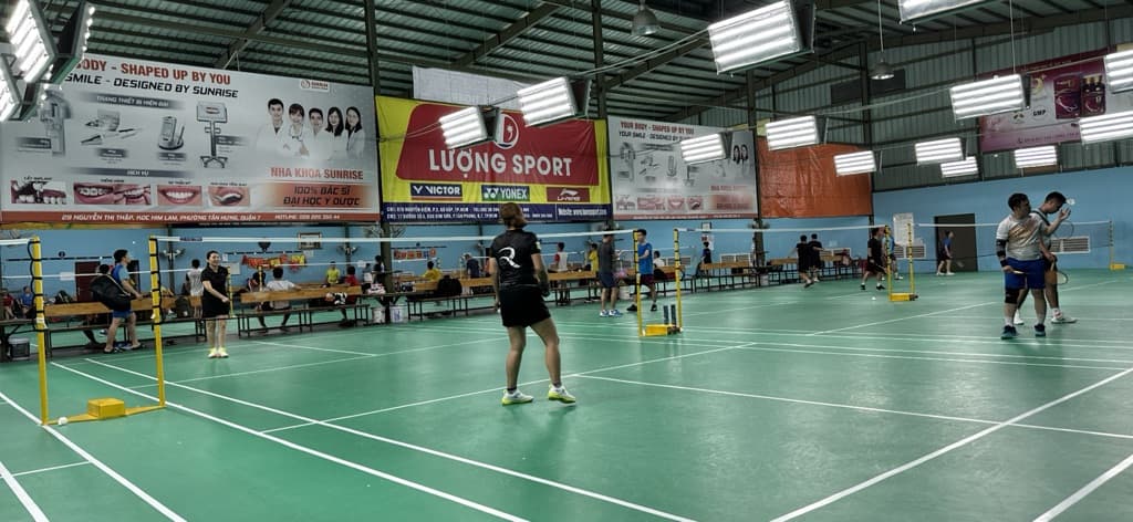 Cầu lông T793 Quận 7 - Annie's Team  media 1