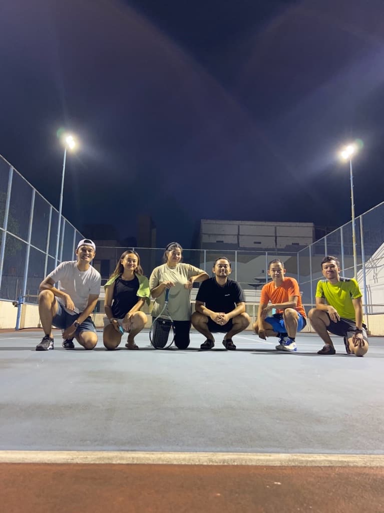 Nunggu Macet Tenis Club  media 1