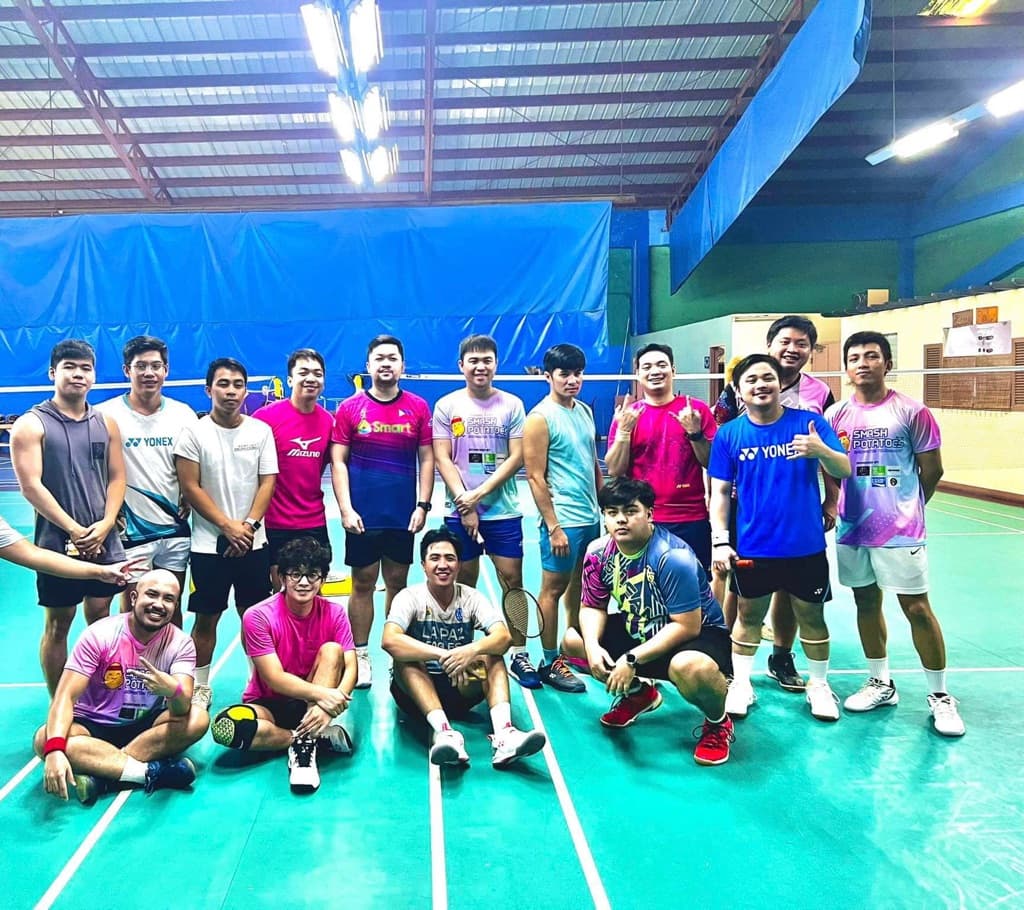 SMASH IT UP BADMINTON GROUP media 1