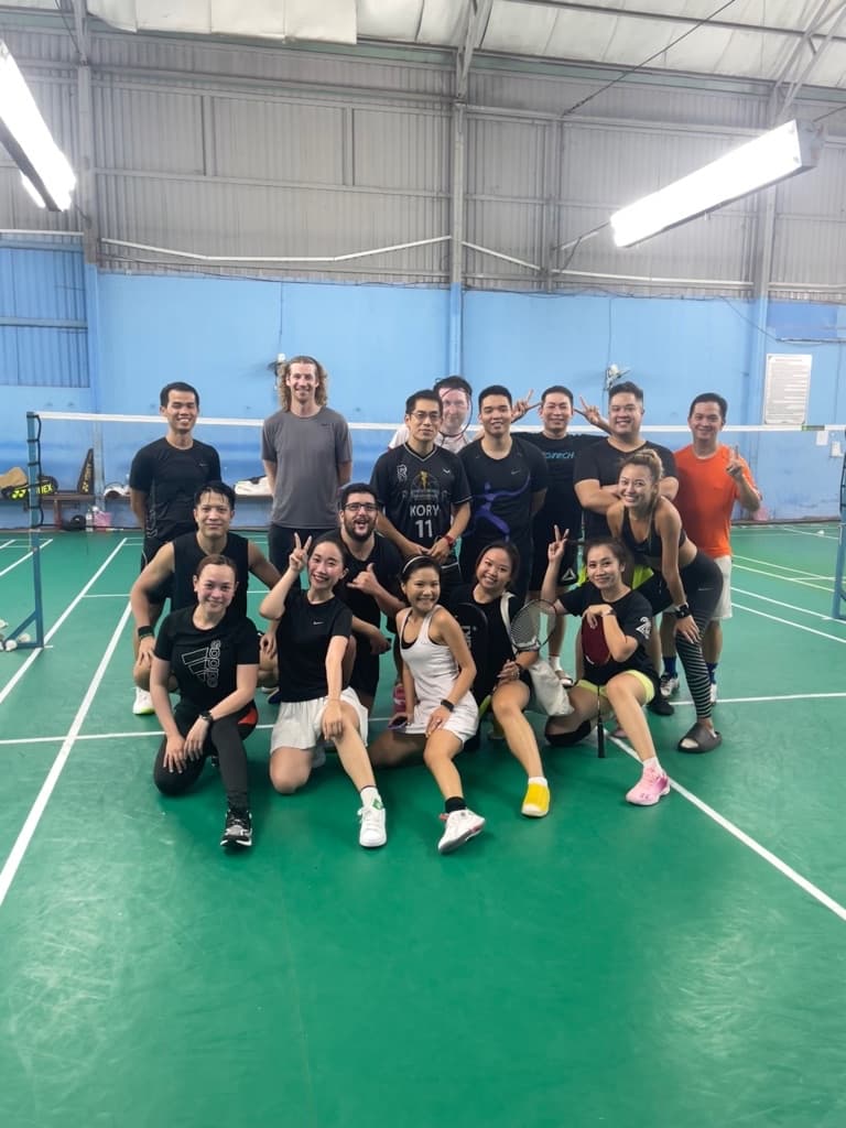 D2 🏸 (Locals & Expats) media 6